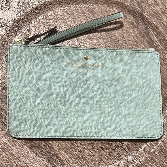 kate spade Handbags - Kate Spade Wristlet